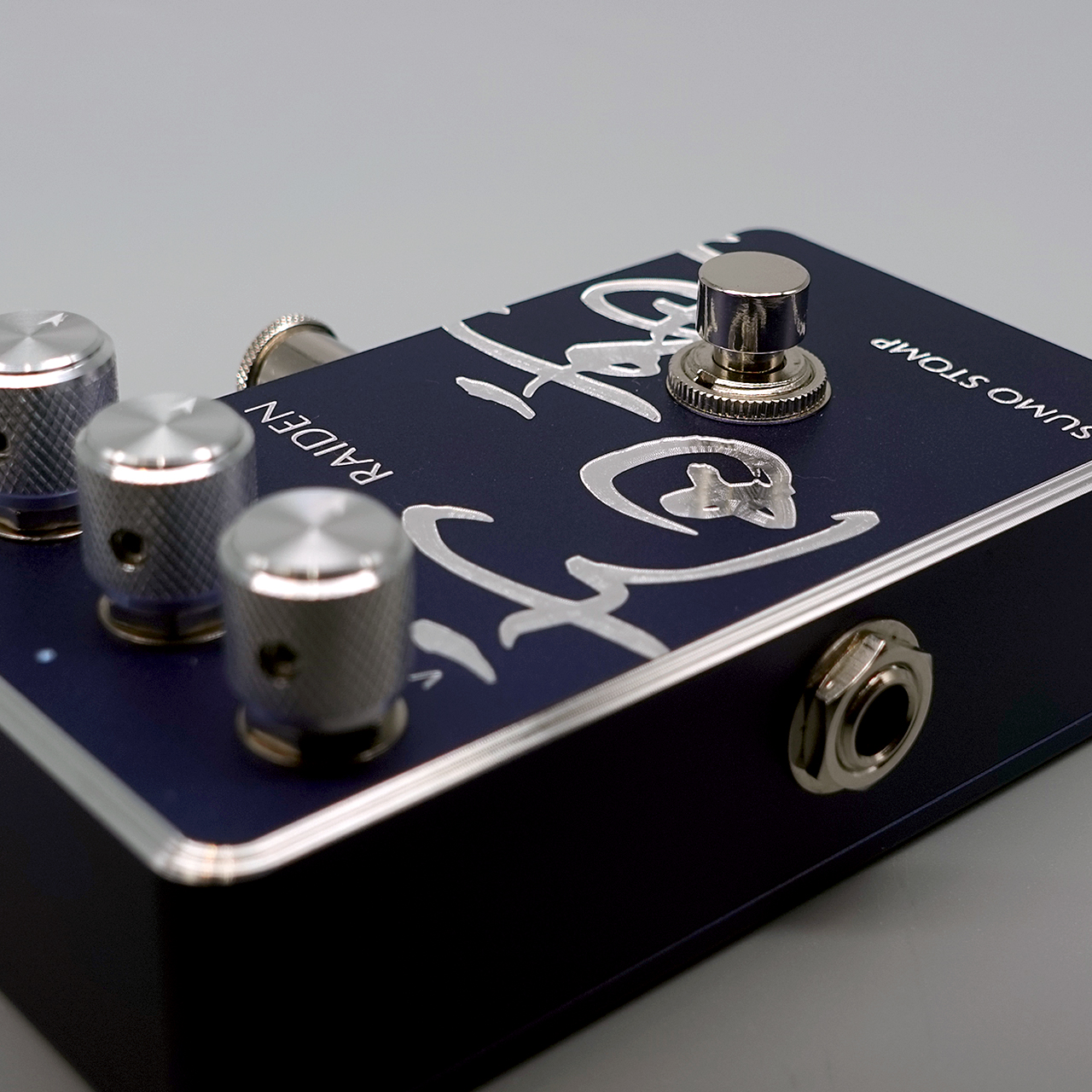 SUMO STOMP 雷電 RAIDEN