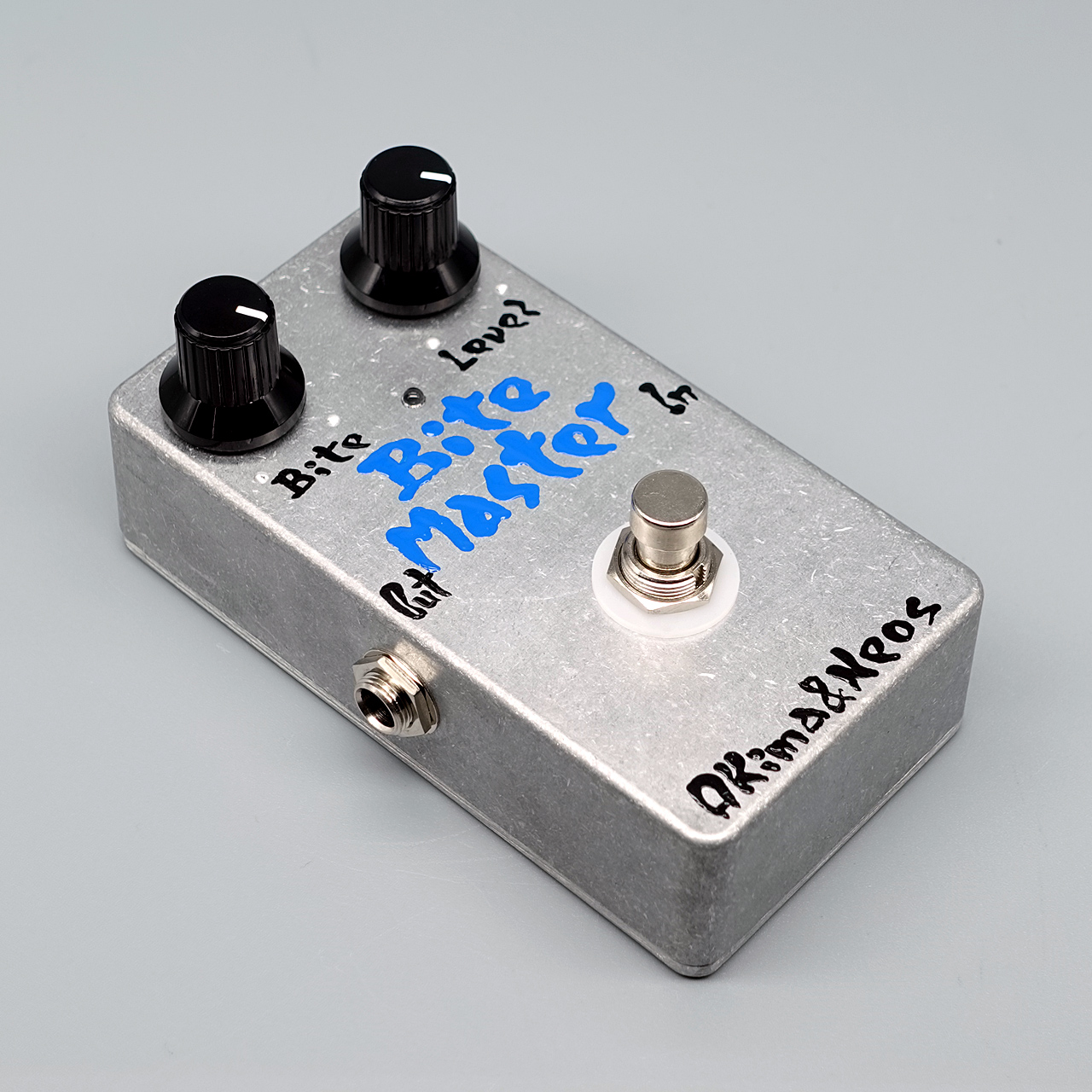 AKIMA & NEOS アキマアンドネオス BITE ギター ブースター 予約注文