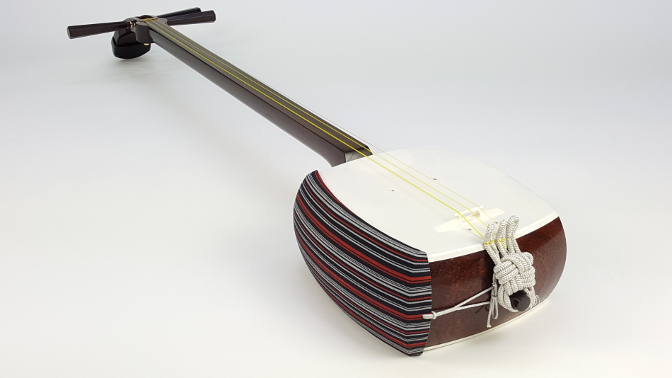 三味線 駒 19本まとめて 天然素材 和楽器 民謡 細密細工 【公式通販】