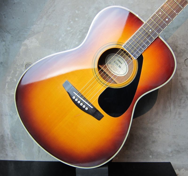 Yamaha FS-325 TBS アコースティックギター【中古品】 YAMAHA FS-325 TBS アコースティックギター 弦高低め 【整備品