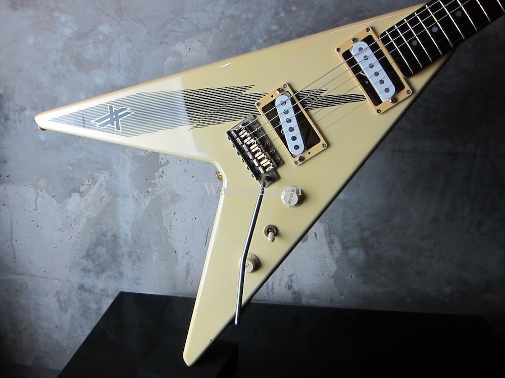 Aria Pro II XX-DLX Yngwie Malmsteen 80's Flying V Model - 和久屋