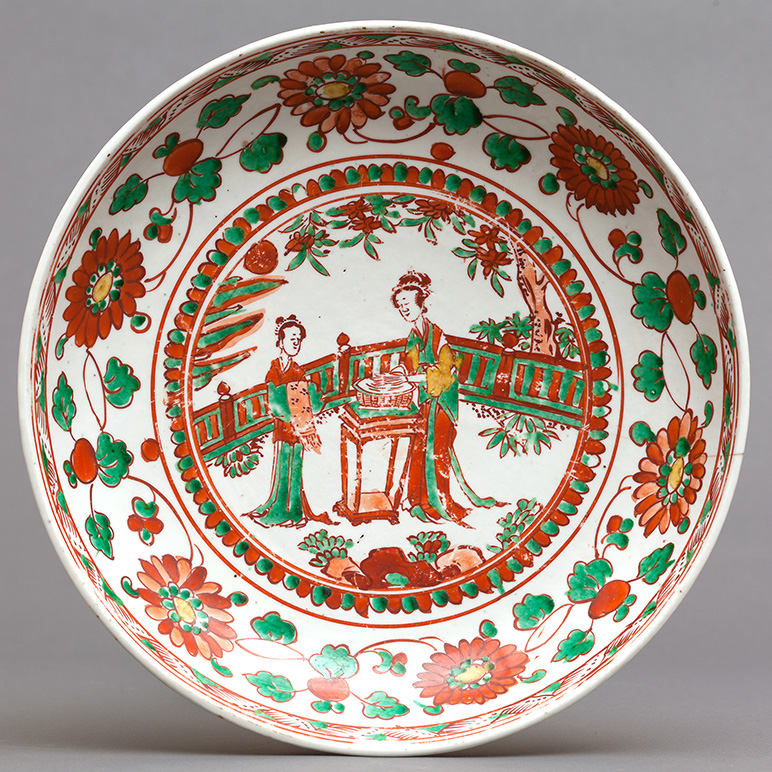 五彩婦人図盤 – 早稲田大学 會津八一記念博物館