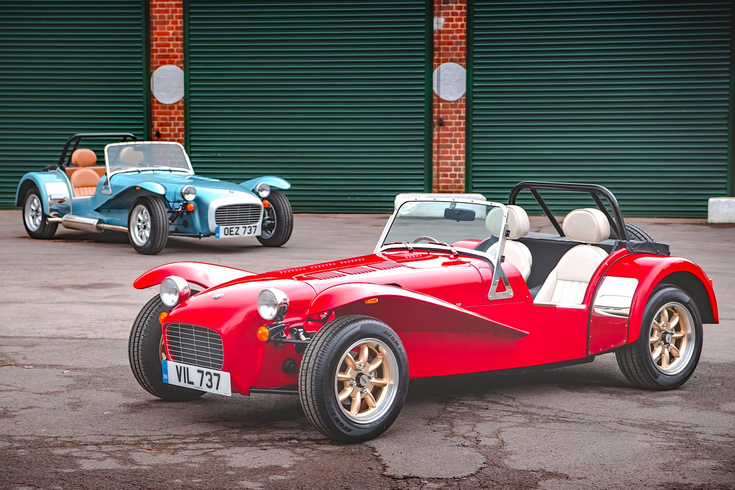 ケータハムが「スーパーセブン1600」を発売 クラシックな装いが特徴の