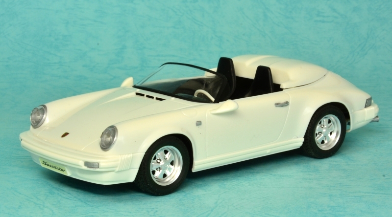 最低限の塗装で楽しむ ポルシェ 911 スピードスター (タミヤ 1/24)