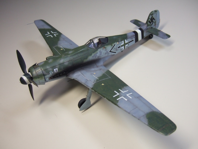 フォッケウルフ Ta152H-1 (ハセガワ・ドラゴン1/48) 飛行機プラモデル製作