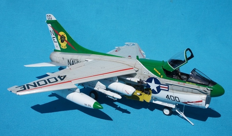 アメリカ海軍A－7Eコルセア（ハセガワ 1/48)＞ 飛行機プラモデルの