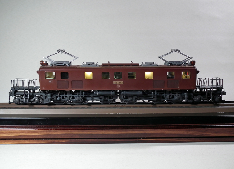 旧国鉄の貨物用電気機関車EF18 (アオシマ1/50)＞プラモデル製作＞ 2020