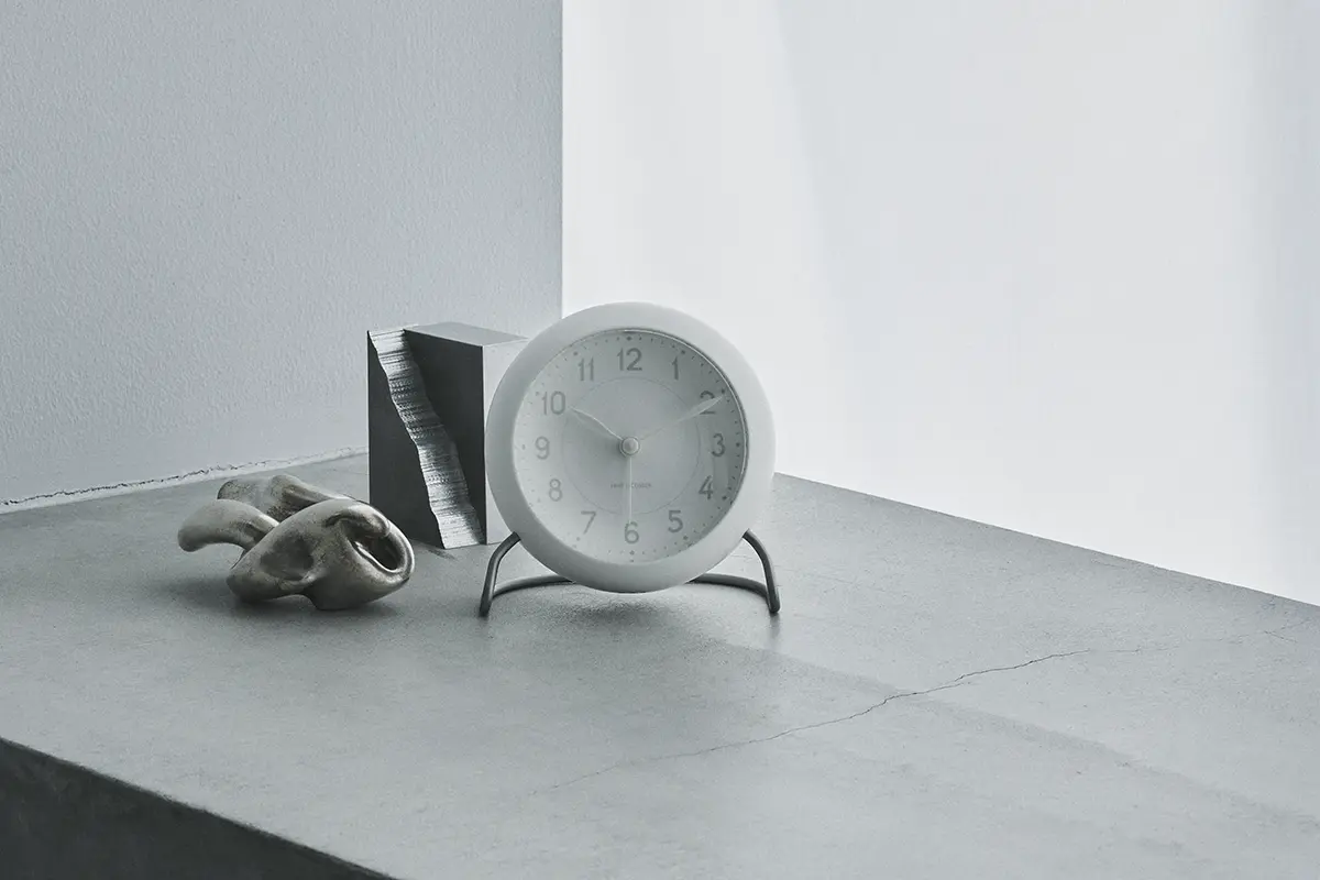 Arne Jacobsen Table Clock Station Bellevue テーブルクロック