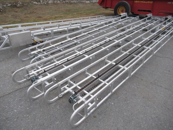 Paragon 16' Skeleton Elevator - New Farm Equipment | Wengers®