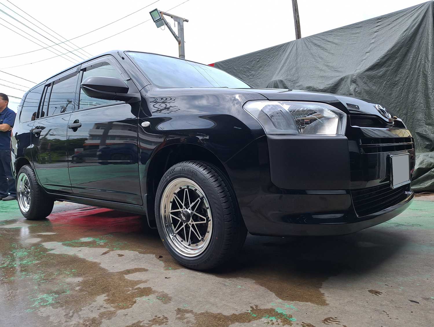 トヨタ プロボックス EQUIP 03 15×7J RADAR 195/55R15｜ホイール