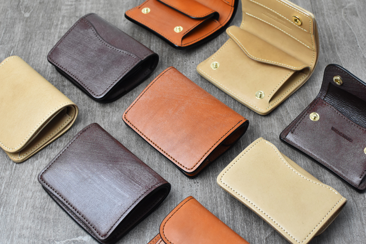 フルグレインブライドルレザーの特別カラーを用いた革小物についての