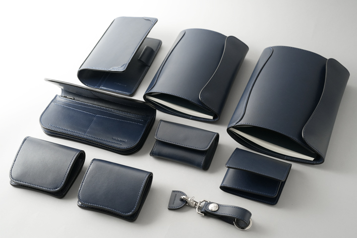 イングリッシュブライドルレザー（ネイビー）のアイテムについてのお話