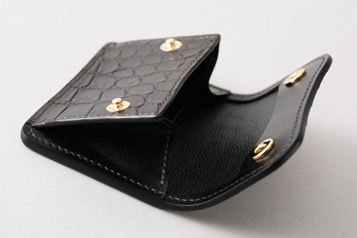 特別仕様のクロコダイルTONGUEについてのお話 | WILDSWANS(ワイルド