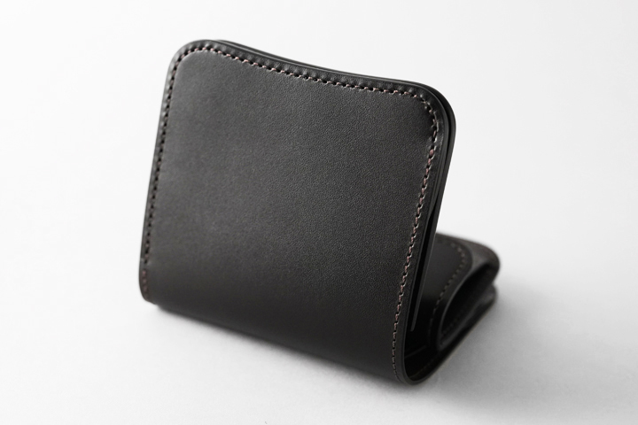 ロイドヴァッシュを使用した革小物シリーズについてのお話 | WILDSWANS