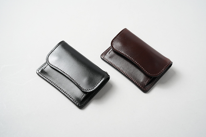 多機能コインケース・SADDLE PULL UP TONGUE (EYELET)についてのお話