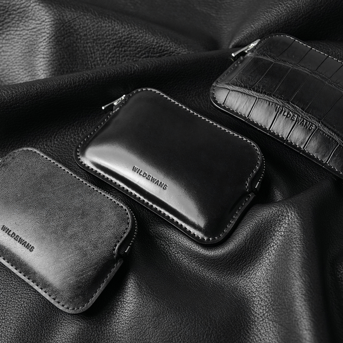 マイクロマルチケースのMINAS（ミナス）に新しいレザーバリエーション