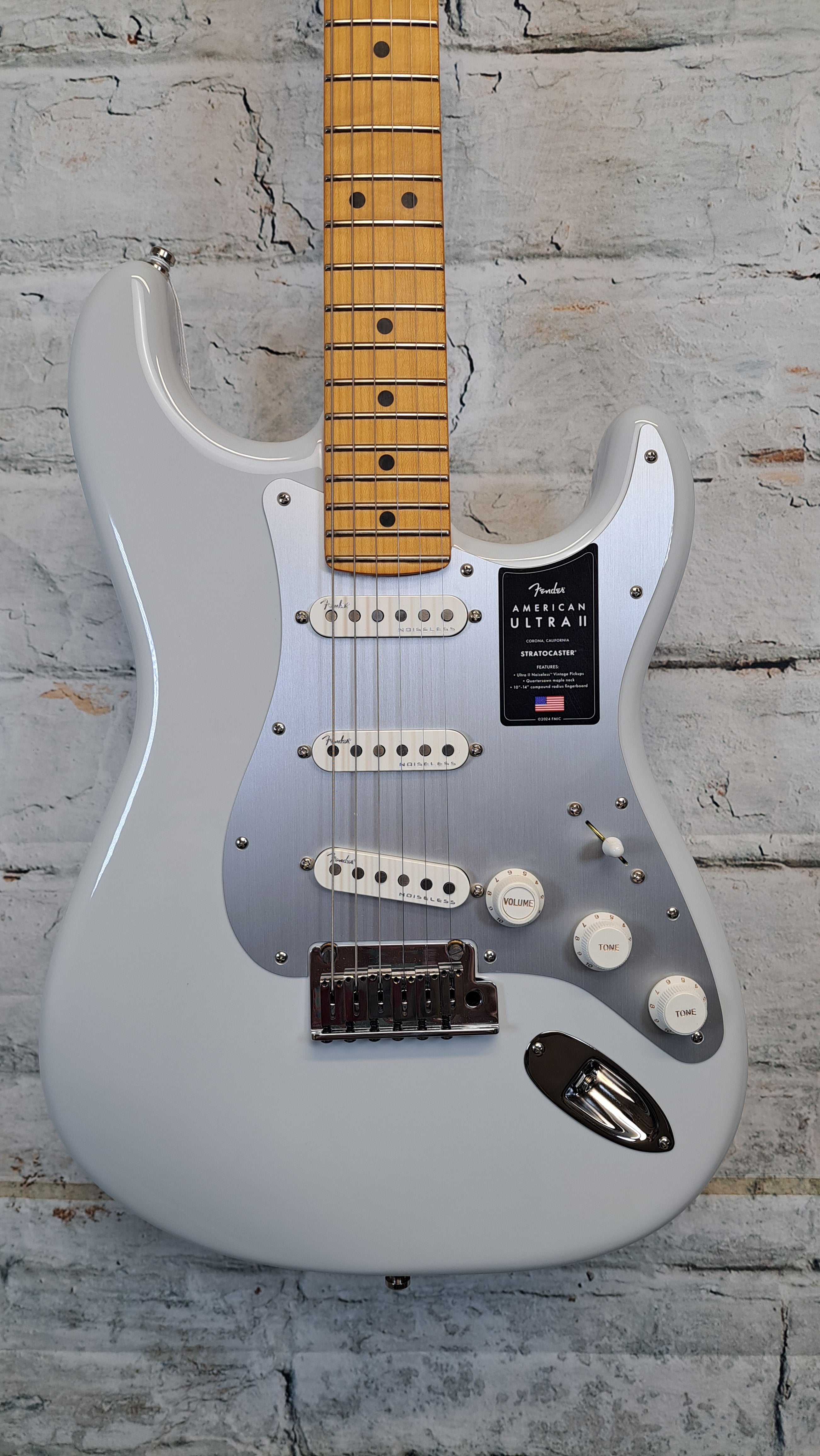 Fender American Ultra II Stratocaster - Avalanche White – Will