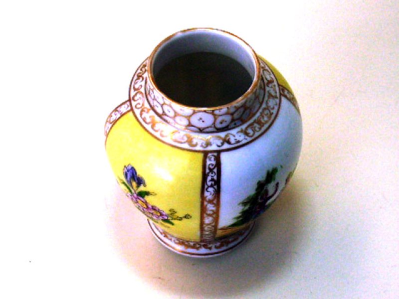 ドレスデン風 壺(小）