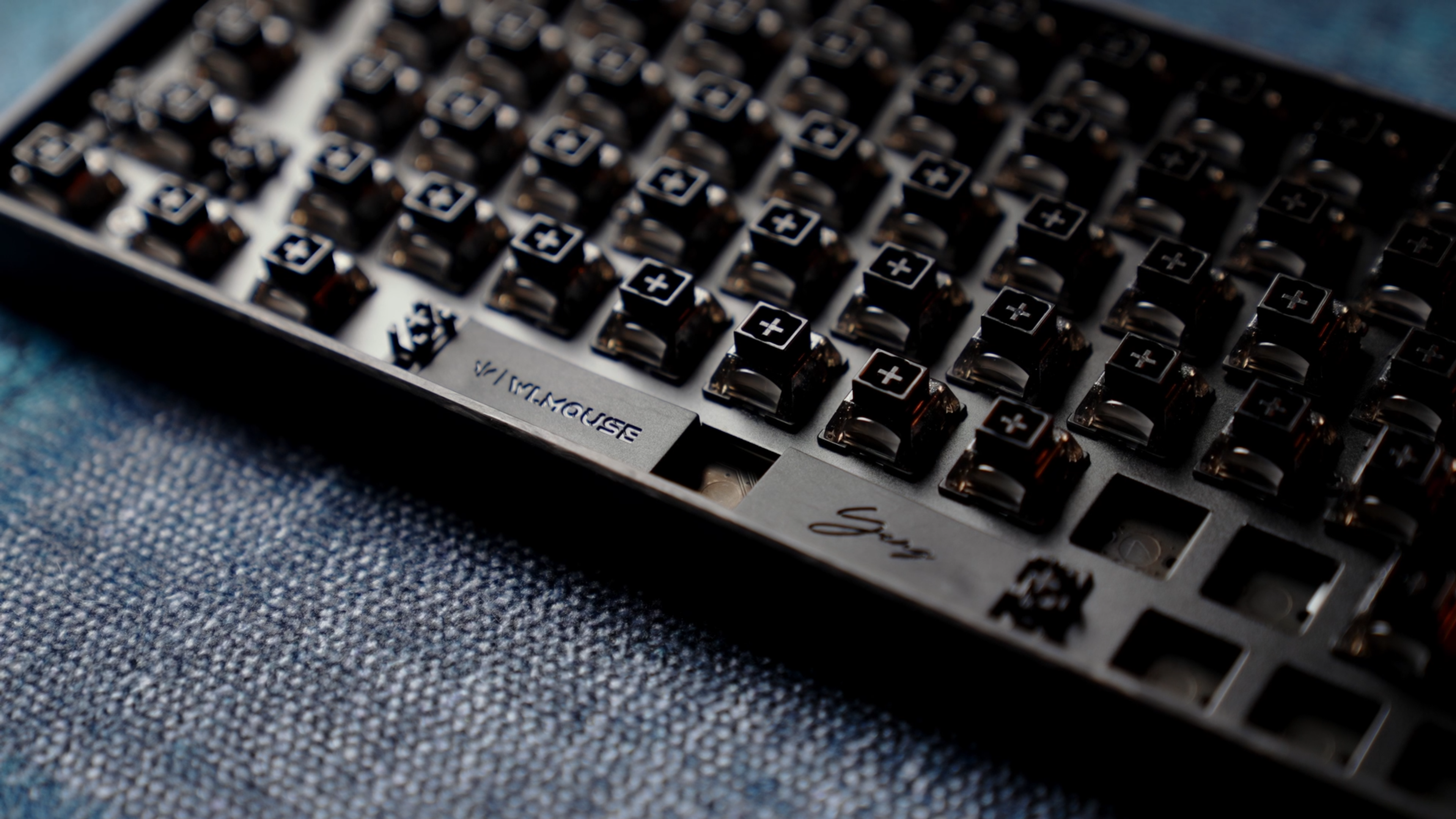 YING75 Forged Carbon Fiber Keyboard | WLMOUSE – WLmouse