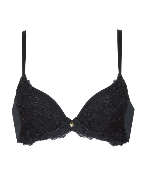 NEW SHOP ／ワコールのランジェリーブランド「Yue（ユエ）」が待望の