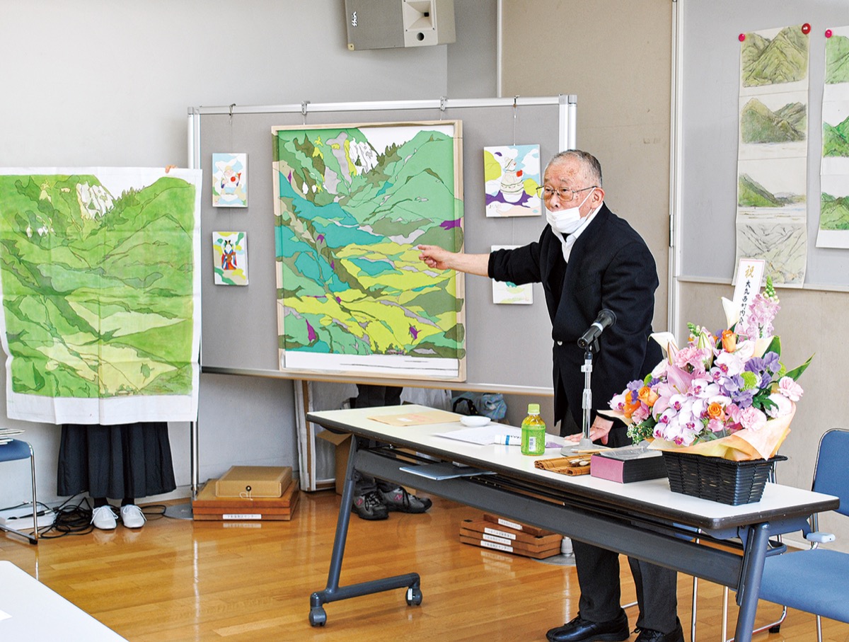 和泉が丘・伊藤髟耳さん 日本画の魅力語る | 泉区 | タウンニュース