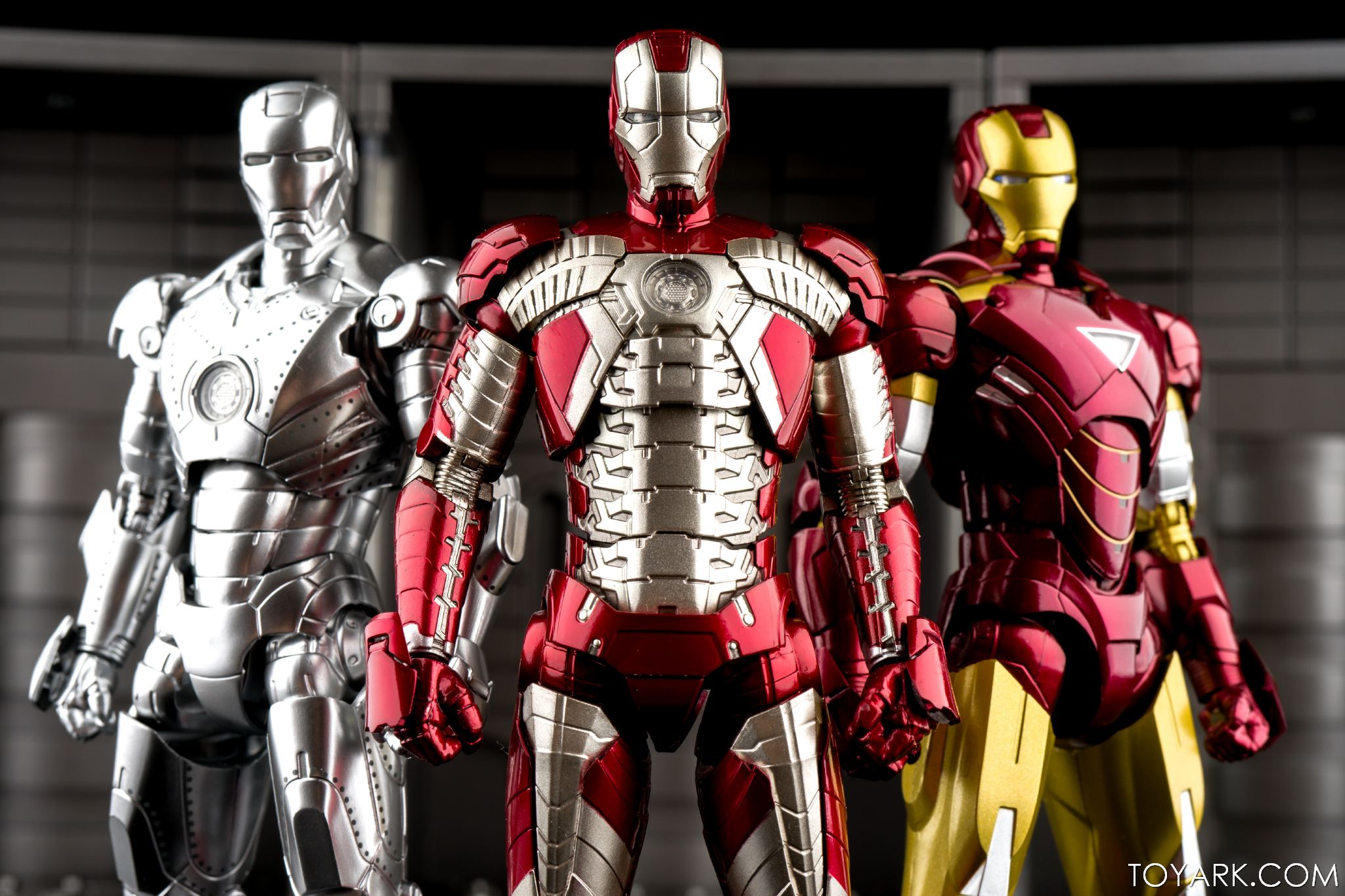 S.H. Figuarts Iron Man Mk. V with Hall of Armor Gallery - The