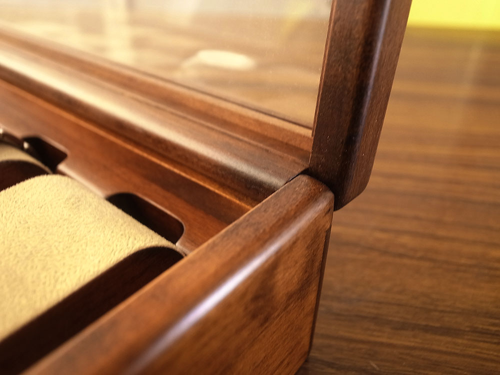 ウォッチボックス10 [腕時計,10個入れ,枕,布貼り,透明蓋]