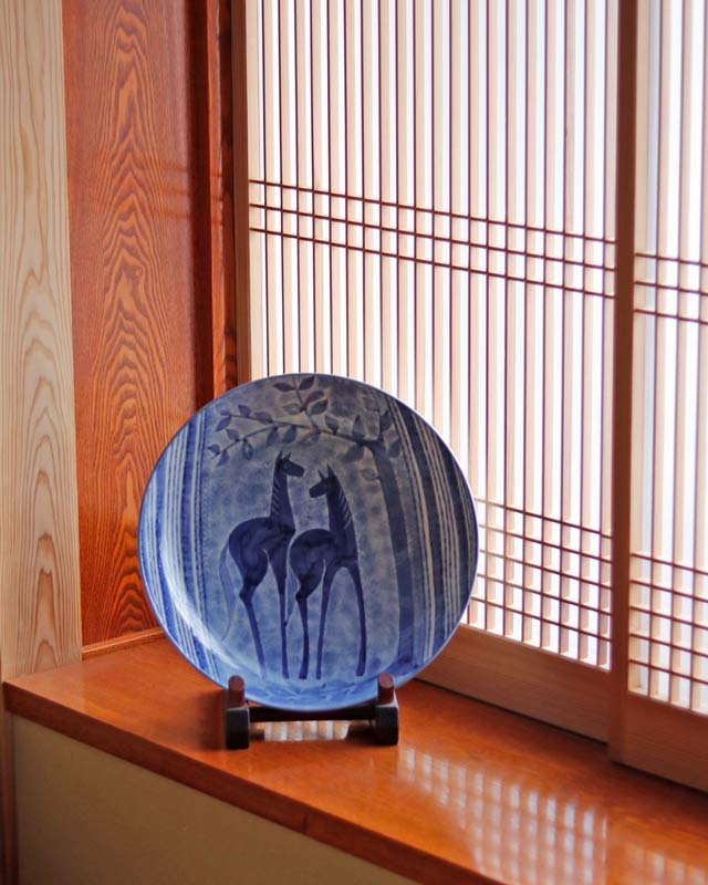 砥部焼の和食器 梅山窯の大皿 【砥部工房 からくさ】