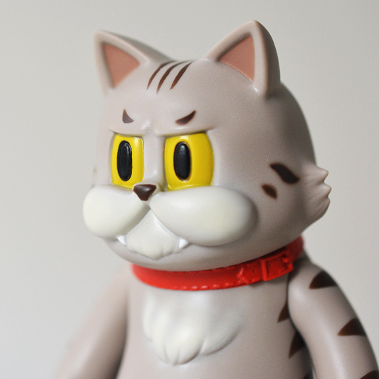 ソフビ製モズクパイセン (キジトラ) | 多肉植物・特別な鉢の販売