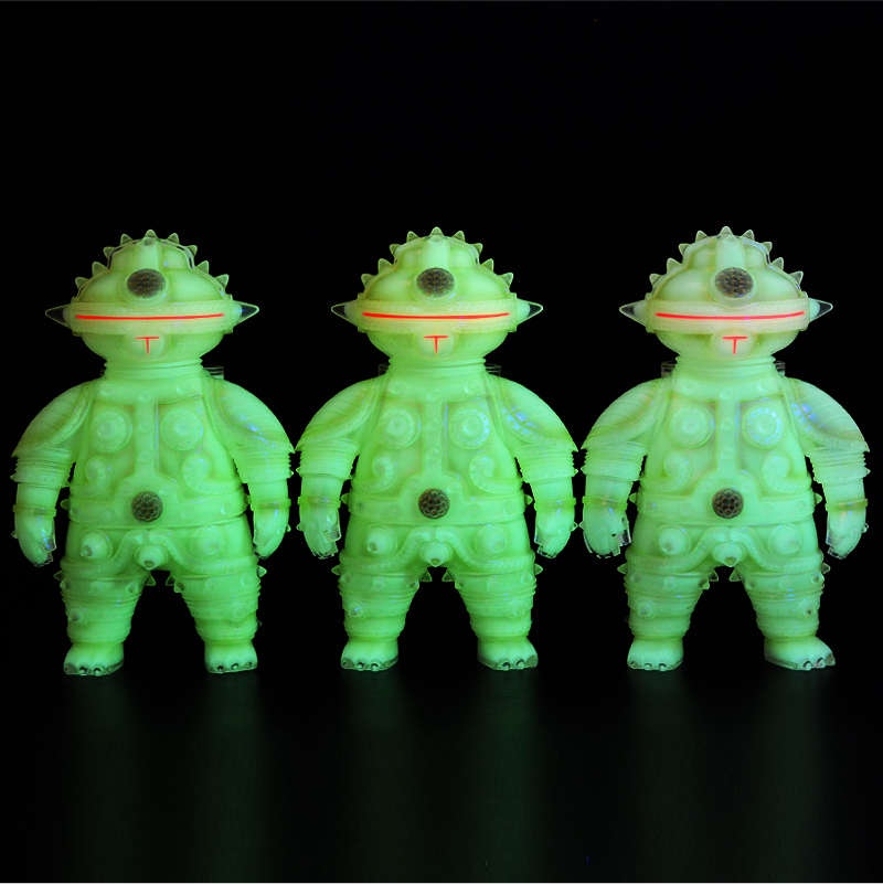 ソフビ製ともだち初号機 (蓄光Cタイプ) | 多肉植物・特別な鉢の販売