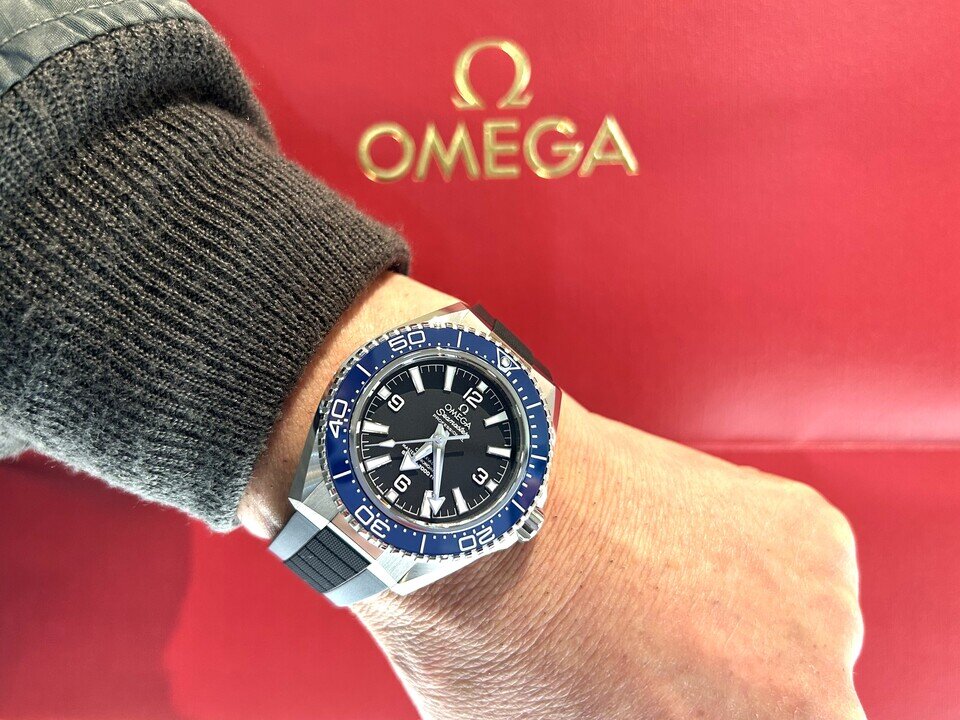 OMEGAより~✨最新作のダイバーズウォッチ！ Y様、ありがとう