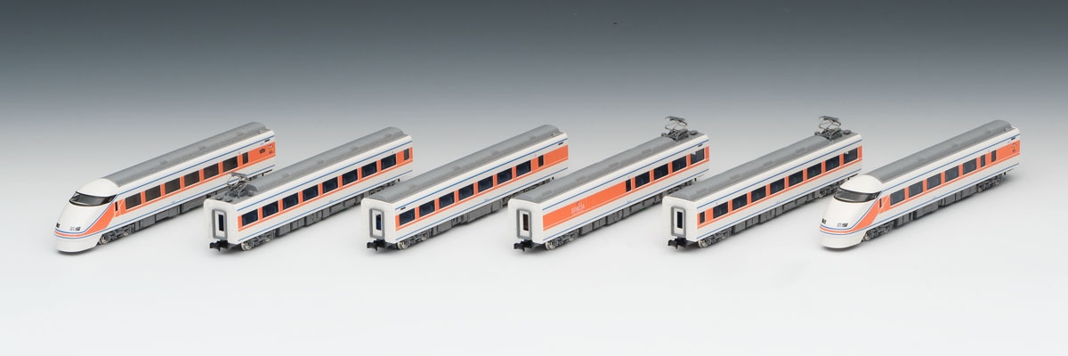 東武100系スペーシア(サニーコーラルオレンジカラー・日光詣エンブレム