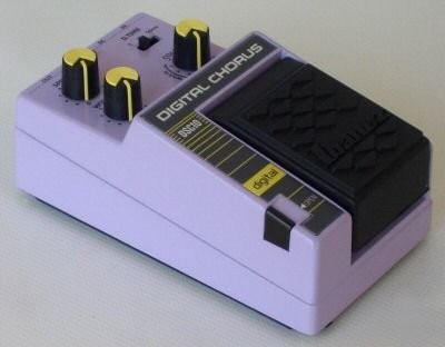 TONEHOME - the World of Vintage Guitar Effects Pedals - DSC10 Dig