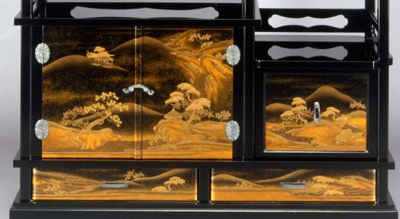 輪島塗 飾り棚・山水蒔絵 8,580,000円（税込） | 輪島塗の塗師屋 輪島