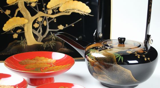 時代逸品！時代黒漆に極上松竹梅蒔絵の映える煮物椀2点（検輪島塗雑煮