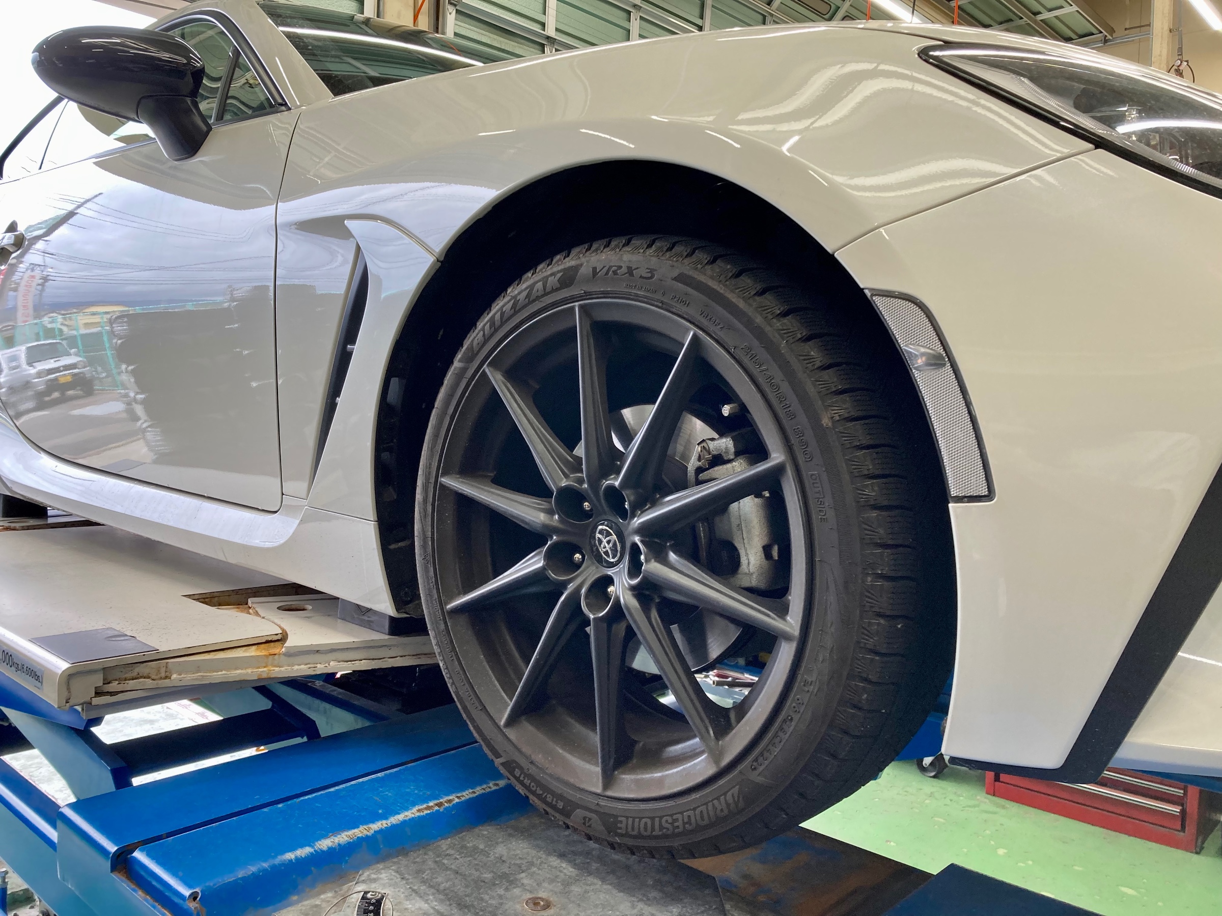 GR86に18インチ2ピースWORKを装着！ | 店舗おススメ情報 | タイヤ館