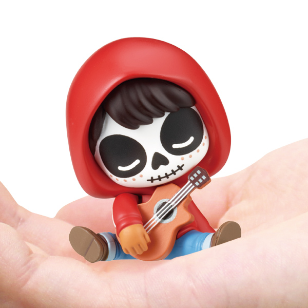 はらぺこあおむし イヤホンジャックマスコット｜商品情報｜タカラ