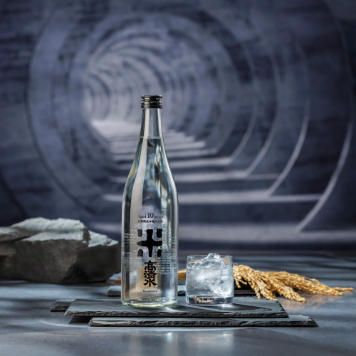 長期熟成本格米焼酎 -aged 10 years- 720ml ｜ 秋田の地酒 – 高清水 –