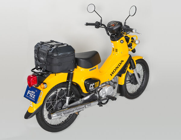 シートシェルケース（ヘアラインシルバー） | タナックス株式会社