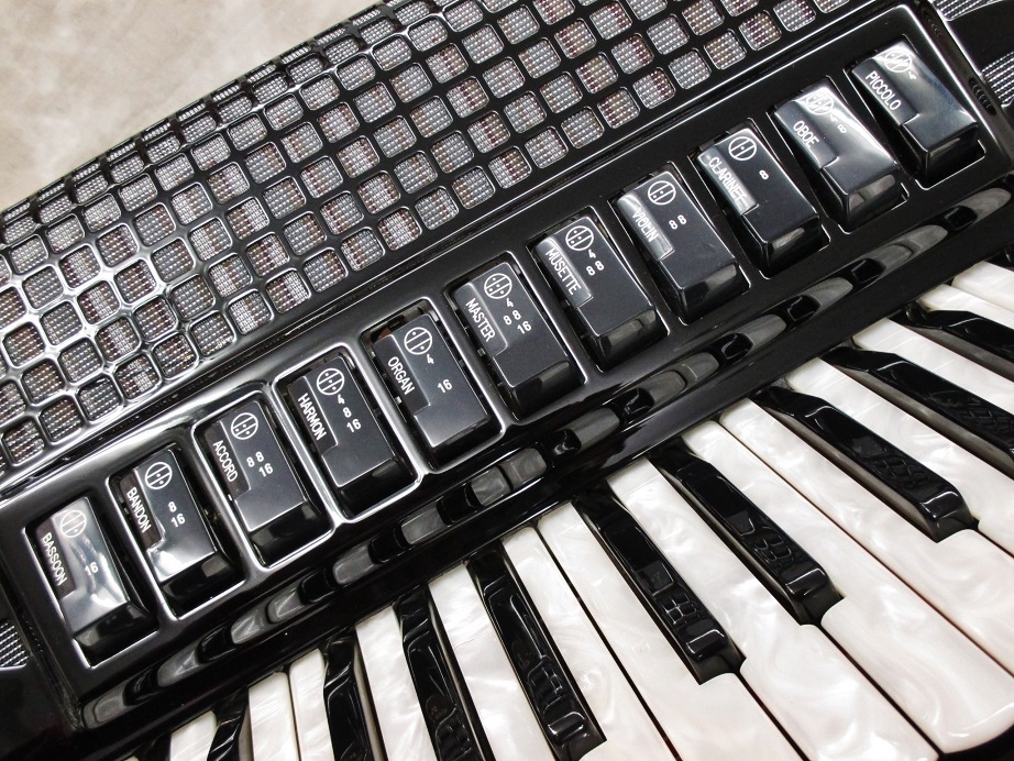 EXCELSIOR Model:220 【アコーディオン】 - 谷口楽器