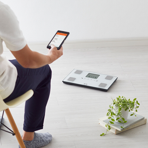 たのめーる】タニタ 体組成計 パールホワイト BC-768-WH 1台の通販