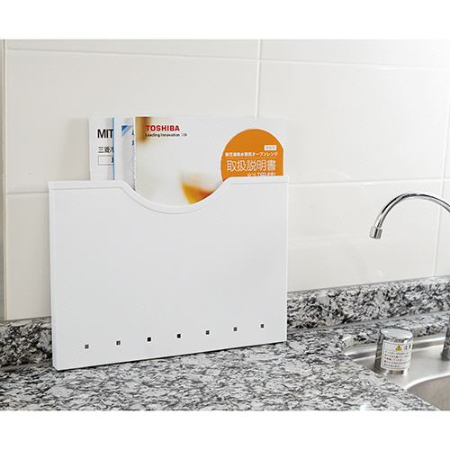 たのめーる】伊勢藤 ポケットホルダー(マグネット付) I-565 1個の通販