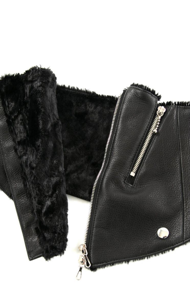 STRUM - 新型ジャパンカウハイド タンニン ソフト天然シボ仕上げ