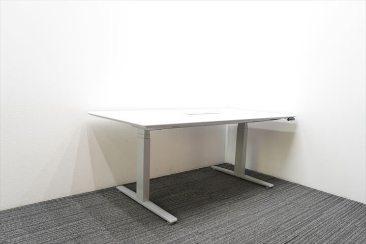 オカムラ スイフト 昇降ミーティングテーブル 1890 H700-1250 ホワイト