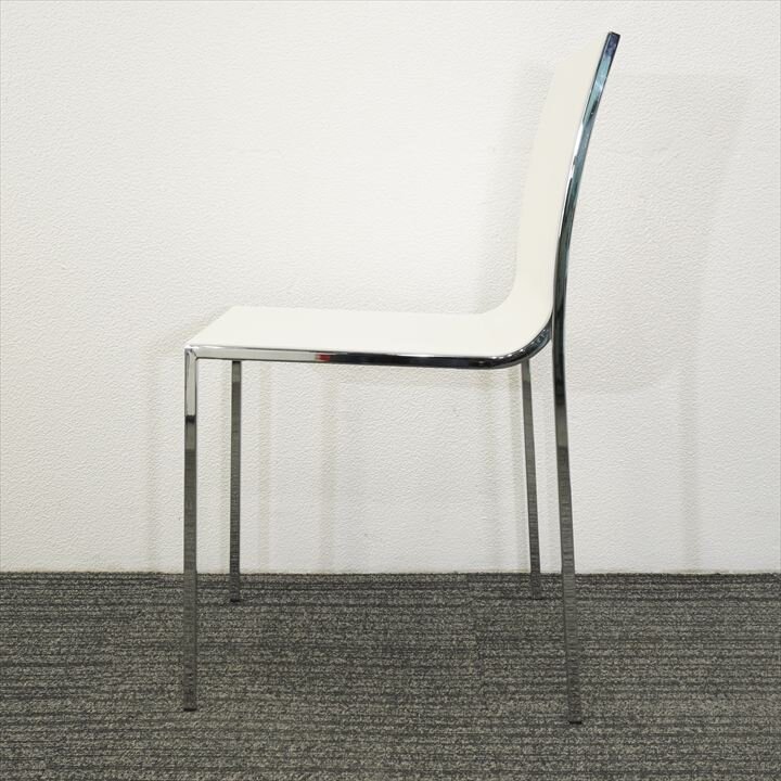 カッシーナイクスシー取扱】LIVIT(リビット) ULTRA(ウルトラ