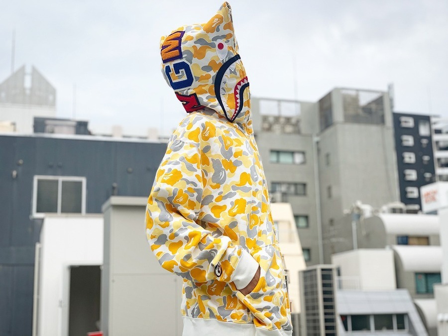 A BATHING APE】シャークパーカー”大漁”入荷！エイプお探しならアメ村
