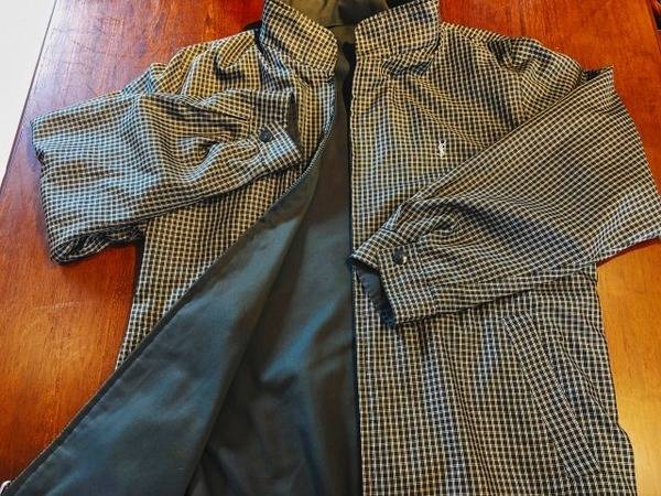 1枚あればそれで十分。。。Yves Saint Laurent スウィングトップ入荷