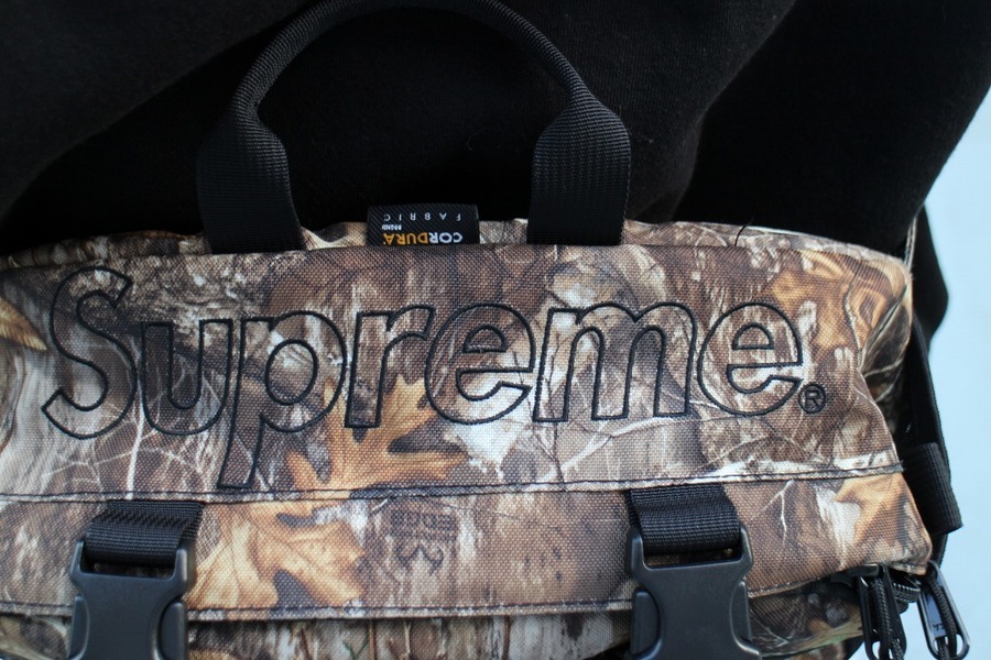SUPREME/シュプリーム】よりボディーバッグ（Waist Bag Real Tree Camo