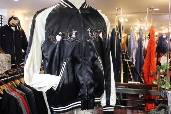 John UNDERCOVER(ジョンアンダーカバー)の15SSスカジャン入荷