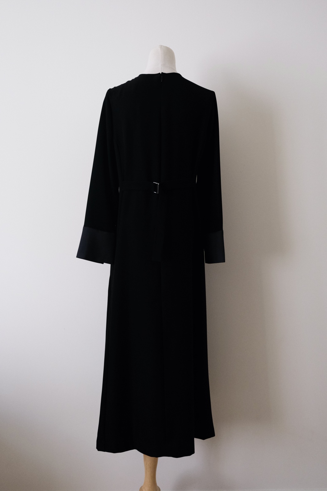 LOKITHO (ロキト）laced V dress black × white - The Galaxy Harmony!!!!